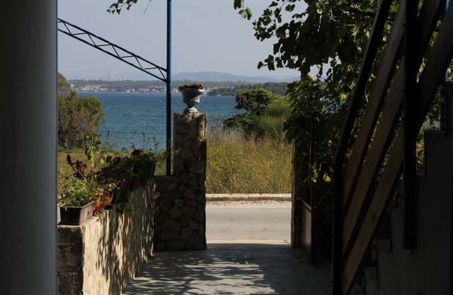 Three bedroom apartment with terrace and sea view Tkon, Pašman (A-341-a)