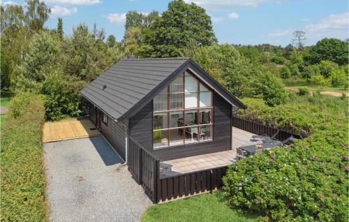 Three-Bedroom Holiday Home In Ebeltoft