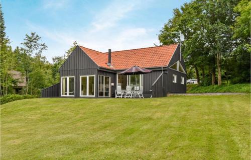 Three-Bedroom Holiday Home In Asperup