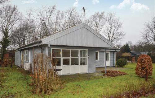 Three-Bedroom Holiday Home In Sunds