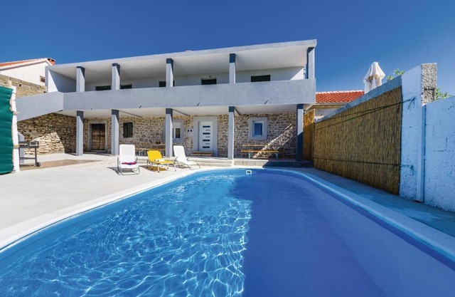 Three-Bedroom Holiday Home in Nadin