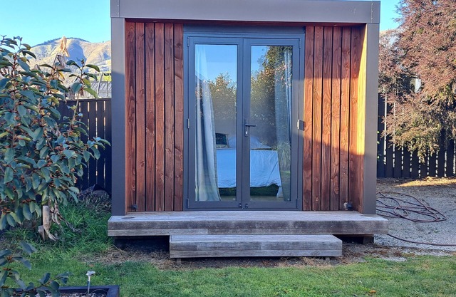 Three Bedroom Plus Sleepout Central Richmond. Close to all Ammenities