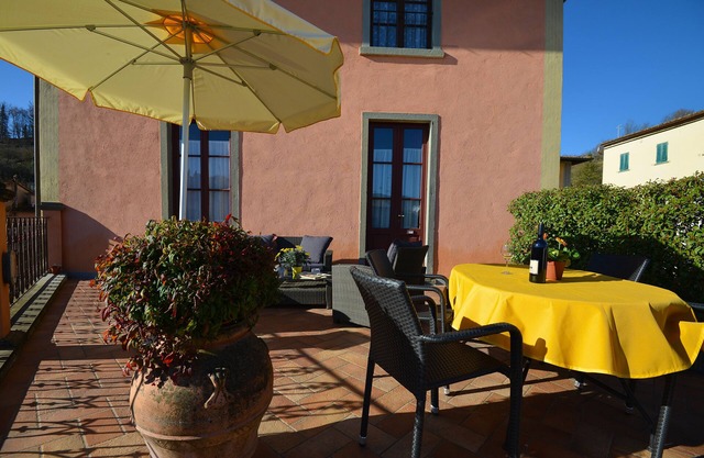 Three bedrooms apt. F in a Old Pasta factory with shared pool