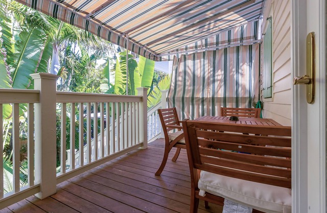 Three-Condo Getaway in Old Town with WiFi, Shared Pool, and Hot Tub