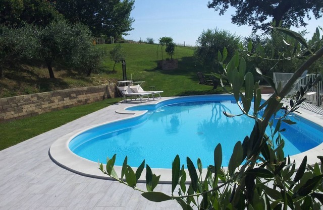 Three lodgings in private park with swimming pool