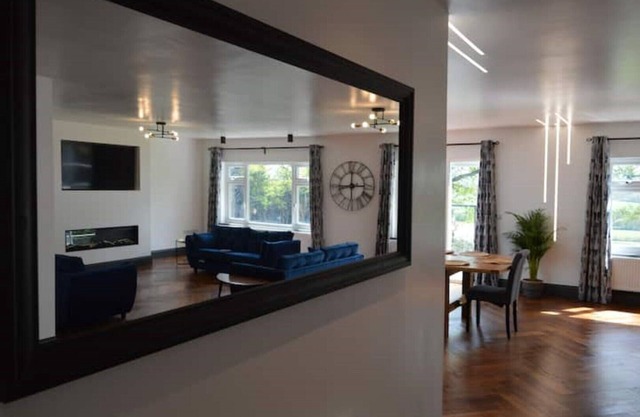 Three Oaks, Winkleigh.nopen Plan Living With 4 Bedrooms and a Huge Garden