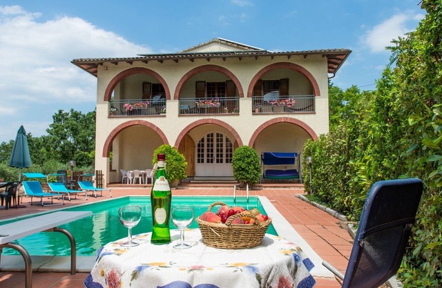 Three-room apartment Pool for 4-6 persons
