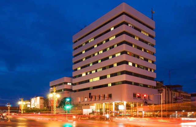 Thumrin Hotel