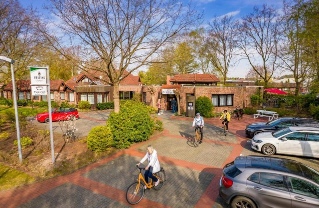 Tiek Apartments