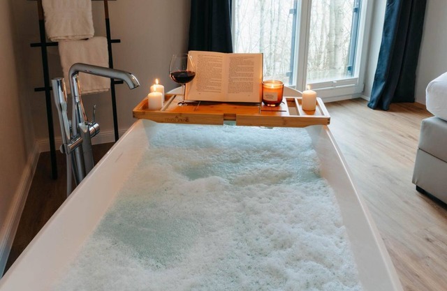 Tien Stuuv, Dusche, Bad, WC, 1 Schlafzimmer - Übermsee