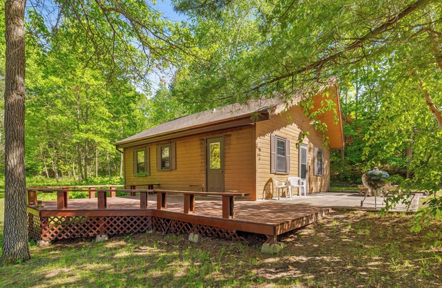 Timberlane Resort Cabin #12 | 2 Bed, 2 Bath