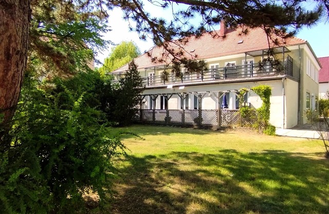 Time out in Görlitz - quiet living with terrace, parking & comfort