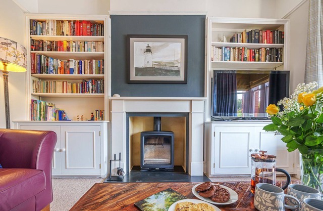 Tintagel - sleeps 10 guests in 5 bedrooms