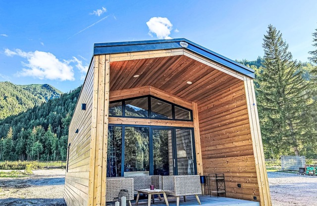 Tiny Haus Glockenalm-Chalet Wendelblick by Interhome