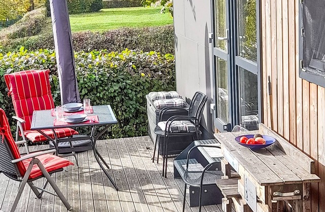 Tiny Haus Auszeit am See by Interhome