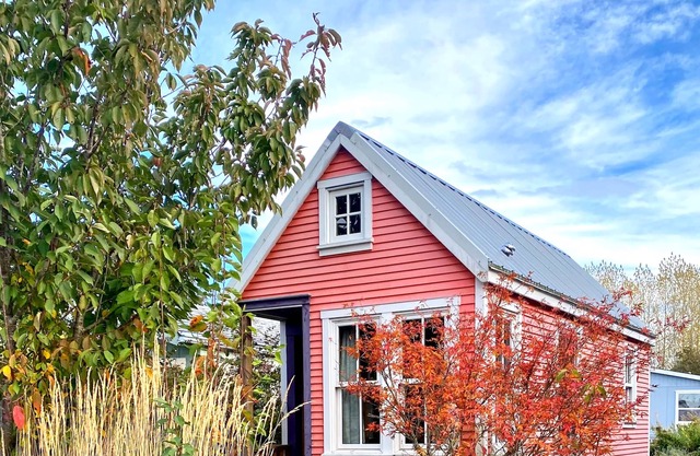 Tiny home just steps from South Beach!