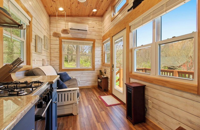 "Tiny Home Paradise by the New River in Todd, NC"