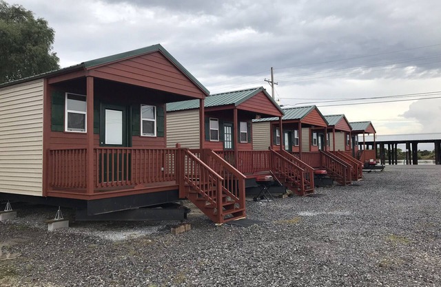 Tiny House & Boat docking "Delacroix Island, Louisiana"