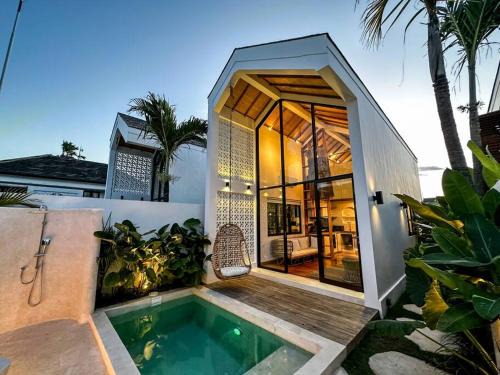 Tiny Villa Nyanyi - Architectural House 4 mins from Beach