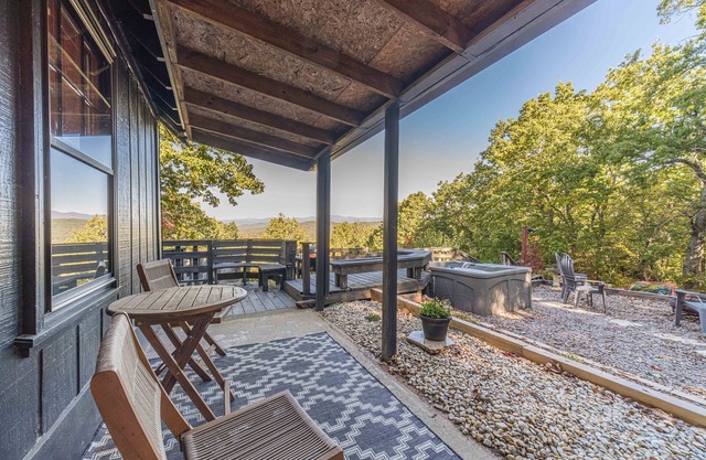 Tippy Top Retreat | Secluded Mountain View Cabin with Hot Tub, Decks, Games