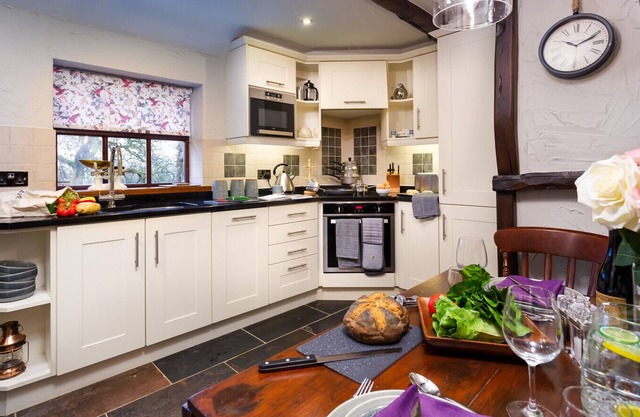 Tipsy Gin Cottage