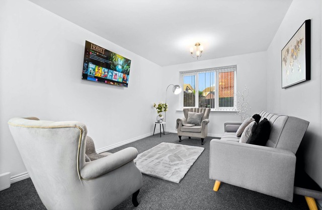 Tipton Escape Haven Modern 3 Bed House Sleeps 6