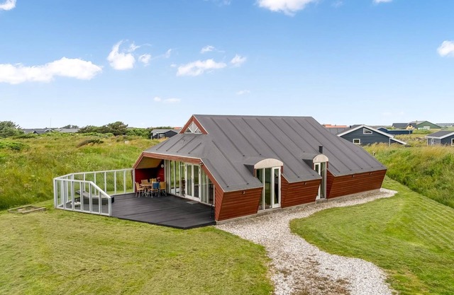 "Tjark" - 500m from the sea by Interhome
