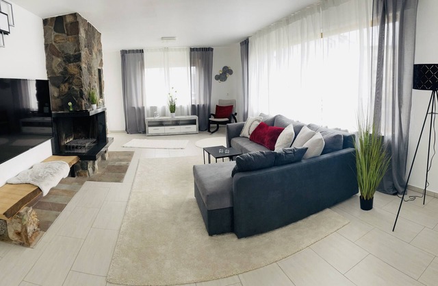 TLA/tlf Geräumiges Voll Ausgestattetes Apartment