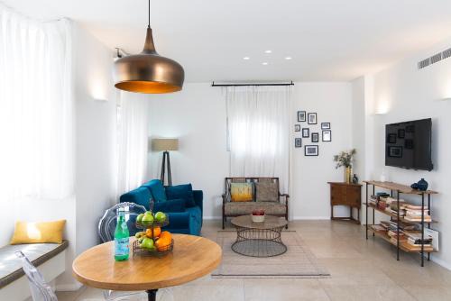TLV Center by TLV2RENT