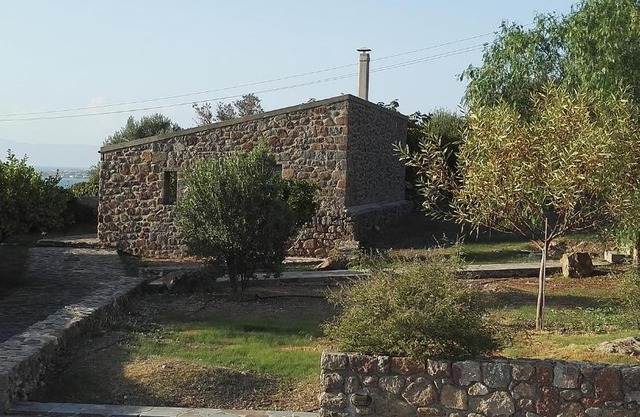 To Spitaki House