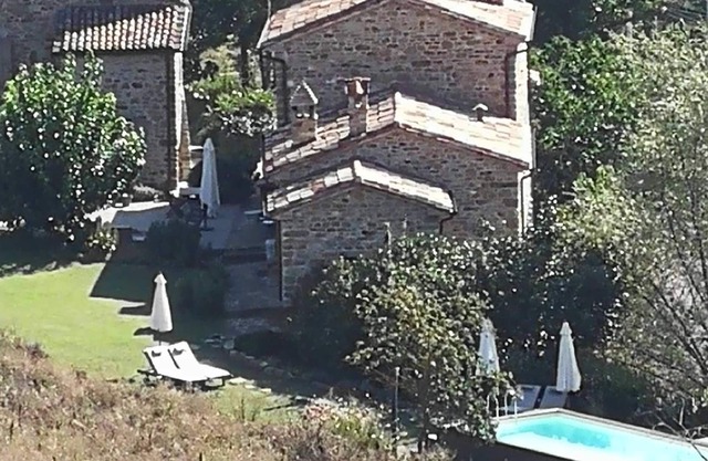 Tofanello, On The Border Of Tuscany/ Umbria 3 Luxury Holiday Houses (2 Persons)