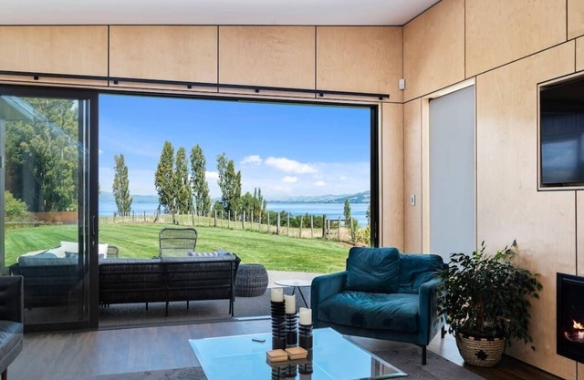 Toka Ridge Lake View Lux Villa 4bd2bth w/HotTub