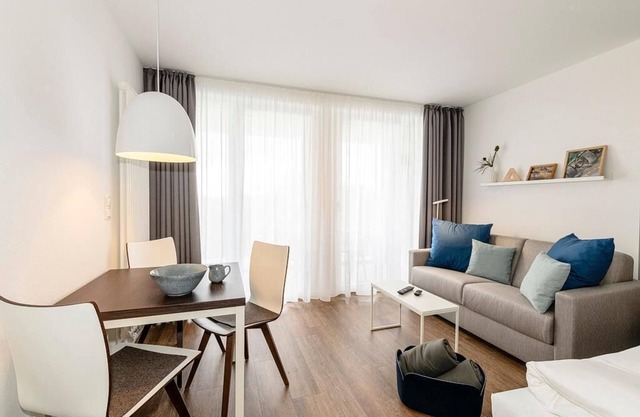 Tolles 1-zimmmer Apartment mit Balkon Inkl. Freier Schwimmbad- & Saunanutzung