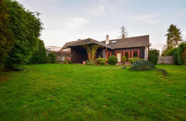 Tolstov House - 6 Room Villa with Garden - 15 Min Messe DUS & Airport DUS