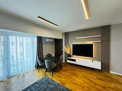 Tomis Villa Center Apartment
