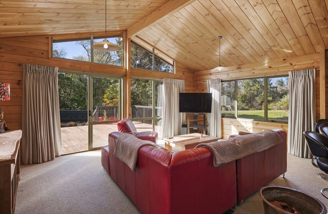 Tongariro Lookout - Turangi Holiday Home