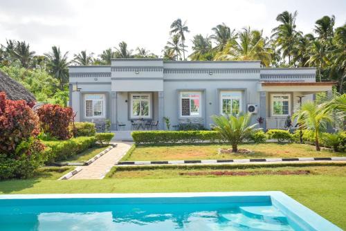 Tongue Villa