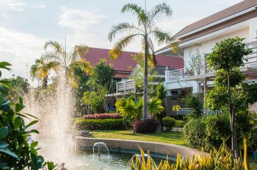 Tonwa Resort Hotel