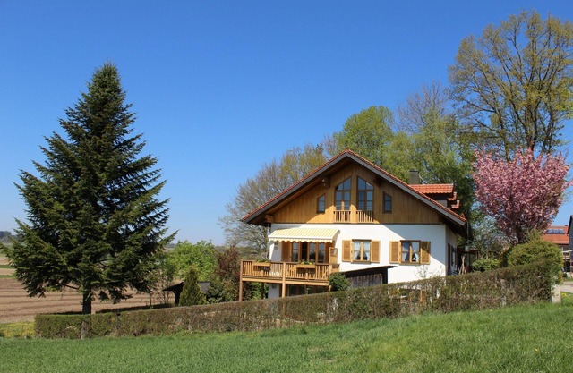 TOP 4-star vacation apartment "Landhaus Alpenblick"