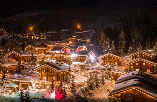 Top-Class Chalet Teola in Park Chalet Village