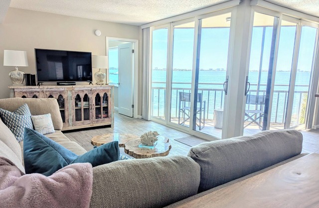 Top Floor Condo with Stunning Bay Views Near St. Pete Beach & Fort DeSoto