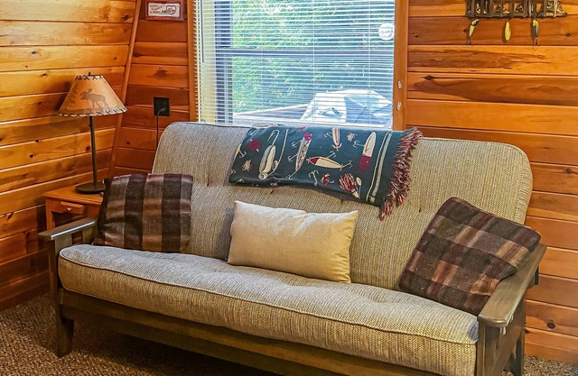 Top-floor getaway with shared dock right on Moosehead Lake, - dog-friendly