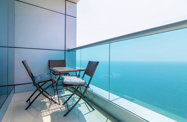 Top Floor Luxury 2BR Beach Apartment with Full Sea View