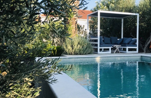 Top holiday home private pool by the sea with private garden for single use