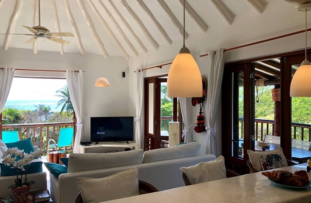 TOP OF THE WORLD – Villas Arqueológicas Playacar Fase 1