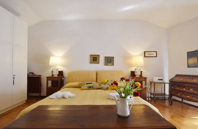 TOP-ROOF LARGE APARTMENT IN SPOLETO CITY CENTER, QUIET AND COZY TO FEEL AT HOME