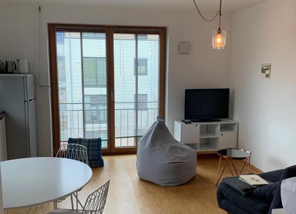 Topmodernes Studio - Sommer im bayerischen Inntal