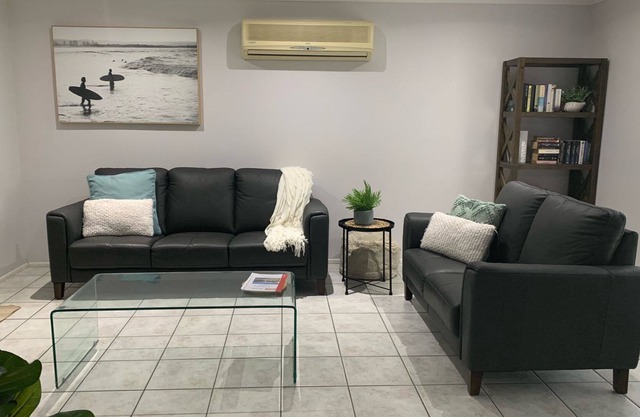 Torquay Beach Holiday House
