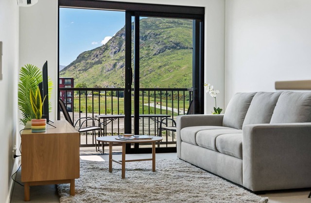Toru Executive Apartment