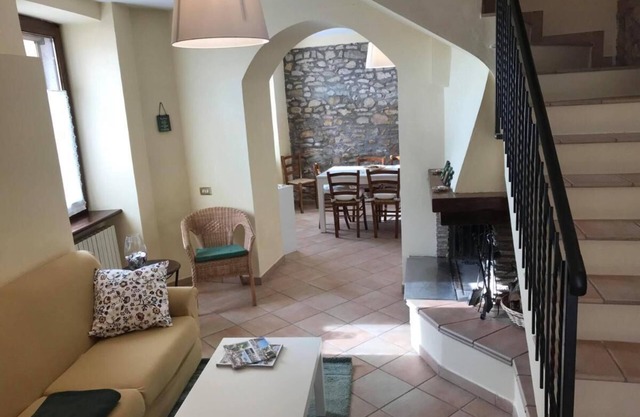 TOTAL RELAXATION IN THE GREEN OF UMBRIA, A FEW KM FROM ASSISI, GUBBIO, PERUGIA